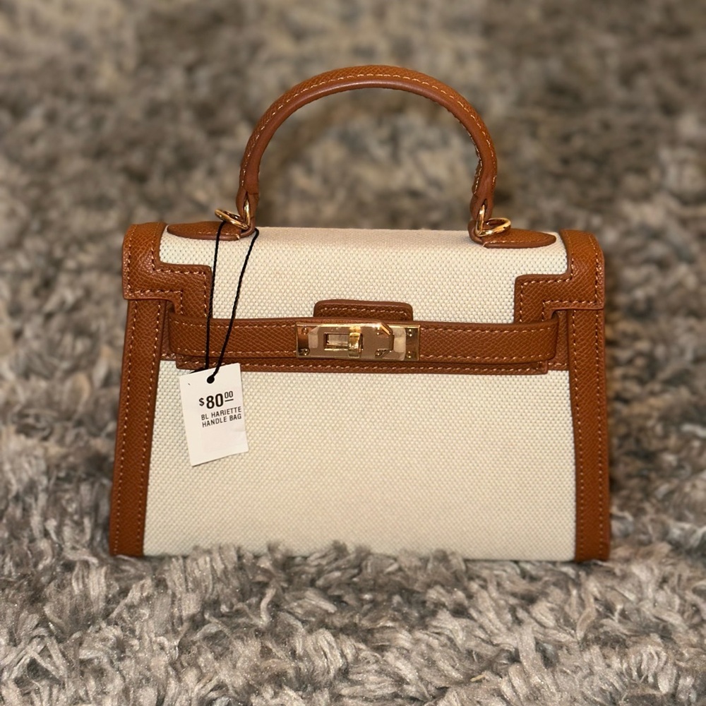 Elegant Tan and Cream Handbag